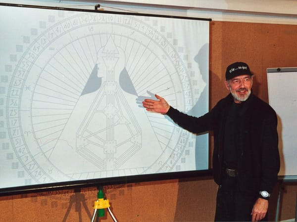 Продавец нейтрино, часть 3. Пляжи Вавилона, башни Ибицы